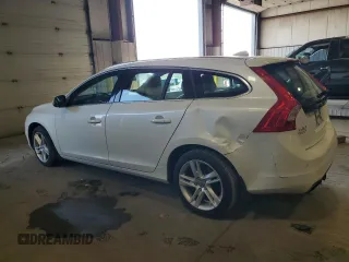 2015 Volvo V60 с VIN YV126MEC0F1205624, выставлен на аукционе Copart как лот 70863984 с пробегом 128 952 миль миль и Списание • Salvage title. История ставок и продаж доступна на DreamBid. Изображение 2.