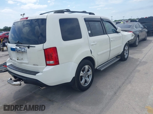 2014 Honda Pilot EX-L with VIN 5FNYF4H52EB055549, listed as a IAAI auction lot 42086456 with 292,594 mi miles and . Bid and sale history available at carsss.com. Image 4.