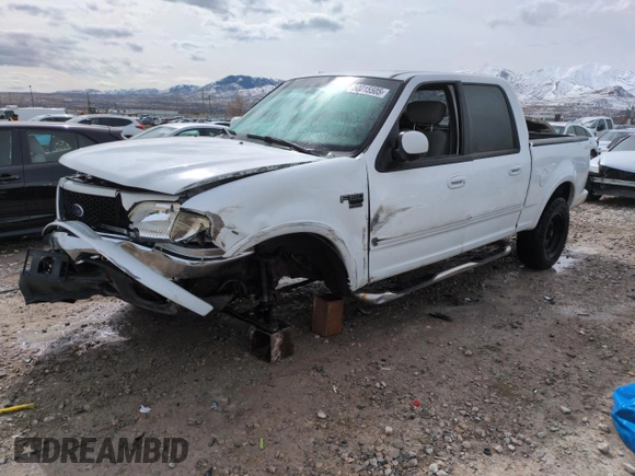 2003 Ford F-150 XLT with VIN 1FTRW08L53KB67497, listed as a Copart auction lot 50015505 with 190,242 mi miles and Salvage Title. Bid and sale history available at carsss.com. Image 1.