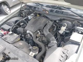 2004 Mercury Grand Marquis LS Premium with VIN 2MEFM75W14X649140, listed as a IAAI auction lot 42095663 with 88,896 mi miles. Bid and sale history available at carsss.com. Image 10.