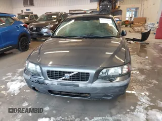 2004 Volvo S60 с VIN YV1RS61T842344192, выставлен на аукционе IAAI как лот 41278520 с пробегом Не указан миль и . История ставок и продаж доступна на DreamBid. Изображение 11.