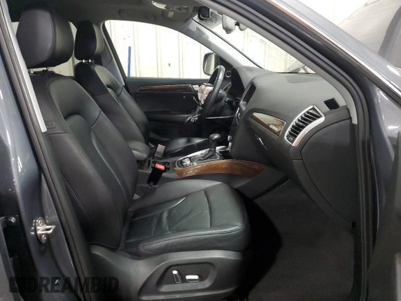 2016 Audi Q5 Premium Plus z VIN WA1L2AFP3GA066980, wystawiony jako Copart lot #59639485 z przebiegiem 78 866 mil mil oraz Szkoda całkowita • Salvage title. Historia ofert i sprzedaży dostępna na DreamBid. Obrazek 5.