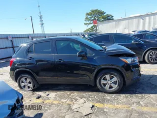 2022 Chevrolet Trax LS with VIN KL7CJNSM8NB508099, listed as a IAAI auction lot 41579260 with 98,975 mi miles. Bid and sale history available at carsss.com. Image 13.