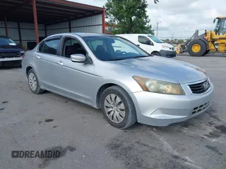 2008 Honda Accord LX z VIN 1HGCP26368A120995, wystawiony jako IAAI lot #42396925 z przebiegiem 256 094 mil mil oraz . Historia ofert i sprzedaży dostępna na DreamBid. Obrazek 1.