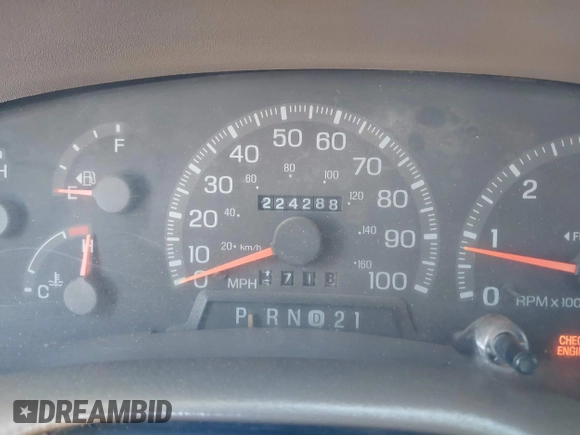 1997 Ford F-150 XL with VIN 1FTEX18LXVKB64986, listed as a IAAI auction lot 41901924 with 224,288 mi miles. Bid and sale history available at carsss.com. Image 7.