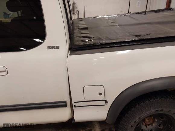 2002 Toyota Tundra SR5 with VIN 5TBBT44162S327523, listed as a IAAI auction lot 41635111 with 200,733 mi miles. Bid and sale history available at carsss.com. Image 21.