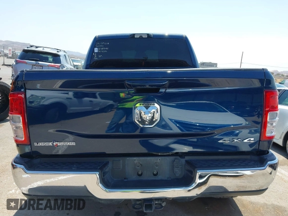 2022 Ram 2500 Big Horn with VIN 3C6UR5DL9NG149414, listed as a IAAI auction lot 42341514 with 102,536 mi miles and . Bid and sale history available at DreamBid. Image 16.