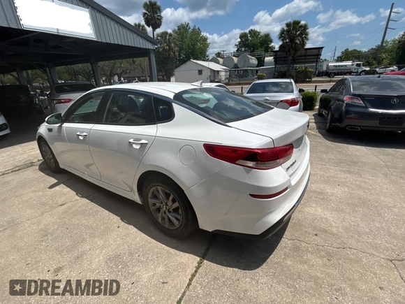 2019 Kia Optima LX with VIN 5XXGT4L35KG358523, listed as a Copart auction lot 55099505 with 114,034 mi miles and Clean Title. Bid and sale history available at carsss.com. Image 3.