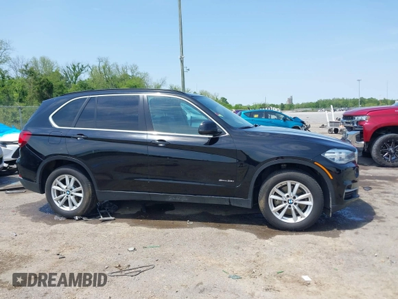 2015 BMW X5 sDrive35i with VIN 5UXKR2C50F0H39042, listed as a IAAI auction lot 42027819 with 152,239 mi miles. Bid and sale history available at carsss.com. Image 13.