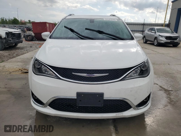 2018 Chrysler Pacifica Touring L with VIN 2C4RC1BG3JR214356, listed as a Copart auction lot 54541515 with 44,975 mi miles and Salvage Title. Bid and sale history available at DreamBid. Image 5.