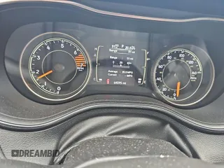 2019 Jeep Cherokee Latitude с VIN 1C4PJMCB6KD354004, выставлен на аукционе IAAI как лот 42854246 с пробегом 64 595 миль миль и . История ставок и продаж доступна на DreamBid. Изображение 3.