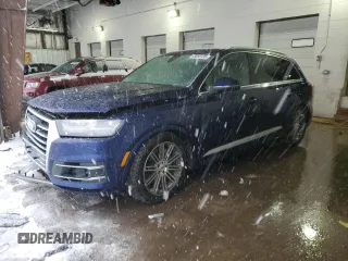 2019 Audi Q7 Prestige with VIN WA1VAAF7XKD024938, listed as a Copart auction lot 43956135 with 90,738 mi miles and Salvage Title. Bid and sale history available at carsss.com. Image 1.