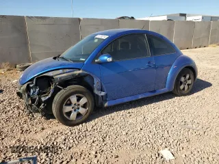 2004 Volkswagen New Beetle Coupe GLS with VIN 3VWCR31C94M419400, listed as a Copart auction lot 81770214 with 161,936 mi miles and Salvage Title. Bid and sale history available at carsss.com. Image 1.