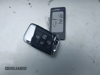 2023 Volkswagen Atlas SE с VIN 1V2JR2CA0PC506705, выставлен на аукционе IAAI как лот 42013473 с пробегом 8 311 миль миль и . История ставок и продаж доступна на DreamBid. Изображение 11.