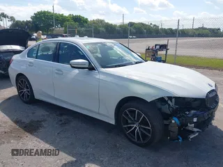 2022 BMW 3 Series 330i with VIN 3MW5R1J04N8C75820, listed as a IAAI auction lot 41702506 with 17,421 mi miles. Bid and sale history available at carsss.com. Image 1.