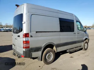 2018 Mercedes-Benz Sprinter with VIN WD4FE7CD5JP631179, listed as a Copart auction lot 42374965 with 49,000 mi miles and Salvage Title. Bid and sale history available at DreamBid. Image 3.