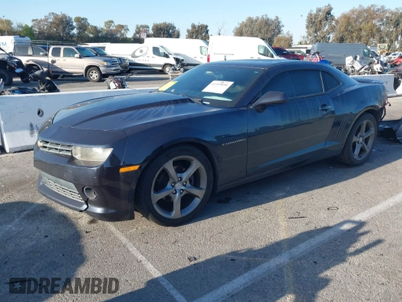 2014 Chevrolet Camaro LT z VIN 2G1FB1E35E9126793, wystawiony jako IAAI lot #41959896 z przebiegiem Nie podano mil oraz . Historia ofert i sprzedaży dostępna na DreamBid. Obrazek 19.