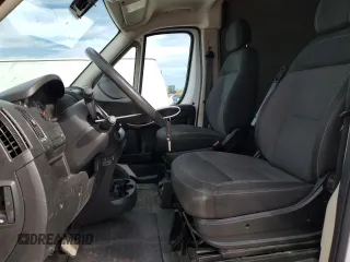 2017 Ram ProMaster Cargo with VIN 3C6TRVBG4HE538284, listed as a Copart auction lot 87117614 with 142,477 mi miles and Salvage Title. Bid and sale history available at DreamBid. Image 7.