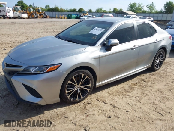2018 Toyota Camry LE z VIN JTNB11HK7J3045966, wystawiony jako IAAI lot #42069246 z przebiegiem 138 960 mil mil oraz . Historia ofert i sprzedaży dostępna na DreamBid. Obrazek 17.