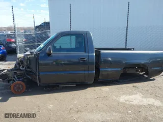 2005 Chevrolet Silverado 1500 Work Truck with VIN 1GCEC14X95Z330927, listed as a IAAI auction lot 41565885 with 1 mi miles. Bid and sale history available at carsss.com. Image 14.