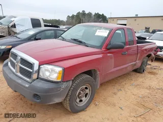 2007 Dodge Dakota ST with VIN 1D7HE22K07S218801, listed as a IAAI auction lot 41311151 with 216,225 mi miles. Bid and sale history available at carsss.com. Image 17.