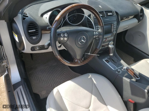 2005 Mercedes-Benz SLK-Class with VIN WDBWK56F35F040539, listed as a Copart auction lot 52691635 with 72,074 mi miles and Clean Title. Bid and sale history available at carsss.com. Image 8.