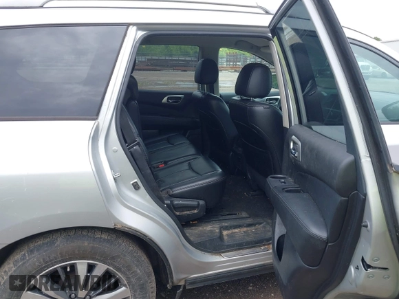 2017 Nissan Pathfinder SV with VIN 5N1DR2MN3HC620095, listed as a IAAI auction lot 42376013 with 106,218 mi miles and . Bid and sale history available at DreamBid. Image 8.