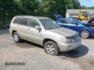 2002 Toyota Highlander with VIN JTEHF21A920076335, listed as a IAAI auction lot 42585818 with 125,086 mi miles and . Bid and sale history available at DreamBid. Image 1.