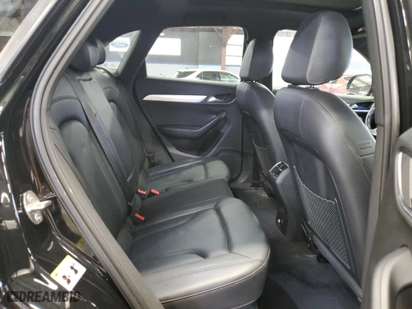 2015 Audi Q3 2.0T Premium Plus with VIN WA1EFCFS1FR012915, listed as a Copart auction lot 49464565 with 91,596 mi miles and Salvage Title. Bid and sale history available at carsss.com. Image 11.