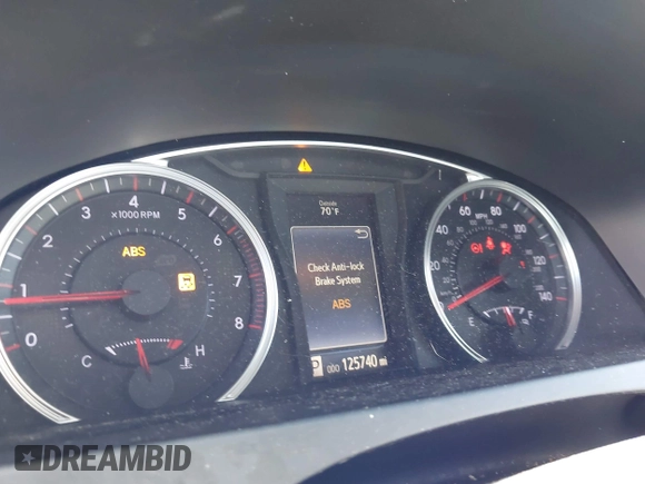 2017 Toyota Camry XLE z VIN 4T1BF1FK6HU411103, wystawiony jako IAAI lot #42233170 z przebiegiem 125 740 mil mil oraz . Historia ofert i sprzedaży dostępna na DreamBid. Obrazek 7.