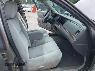 2003 Ford Crown Victoria Standard с VIN 2FAFP73WX3X182848, выставлен на аукционе IAAI как лот 42438856 с пробегом 169 707 миль миль и . История ставок и продаж доступна на DreamBid. Изображение 5.