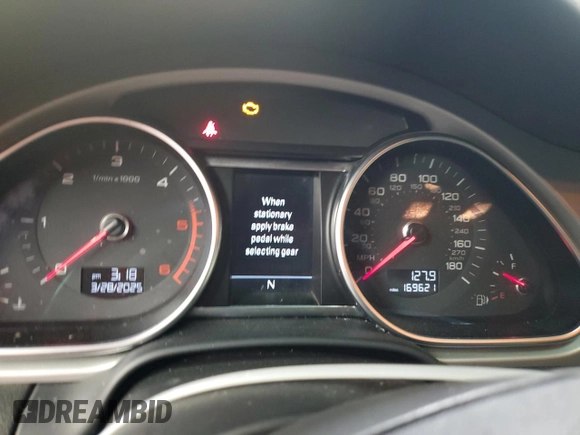2014 Audi Q7 Premium Plus with VIN WA1LMAFE0ED018566, listed as a Copart auction lot 50705575 with 169,621 mi miles and Salvage title. Bid and sale history available at DreamBid. Image 9.