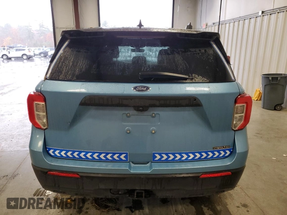 2022 Ford Police Interceptor Utility z VIN 1FM5K8AW1NNA09765, wystawiony jako Copart lot #71442844 z przebiegiem Nie podano mil oraz Szkoda całkowita • Salvage title. Historia ofert i sprzedaży dostępna na DreamBid. Obrazek 6.