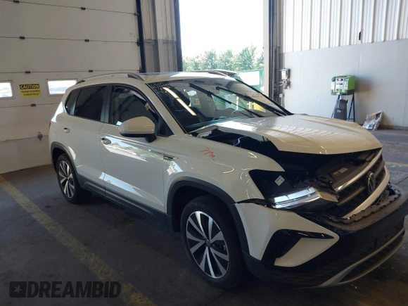 2022 Volkswagen Taos SE z VIN 3VVLX7B20NM064027, wystawiony jako IAAI lot #40429741 z przebiegiem 31 290 mil mil oraz . Historia ofert i sprzedaży dostępna na DreamBid. Obrazek 1.