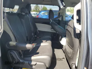 2022 Kia Carnival EX with VIN KNDNC5H39N6062087, listed as a Copart auction lot 49691475 with 84,779 mi miles and Salvage Title. Bid and sale history available at DreamBid. Image 11.