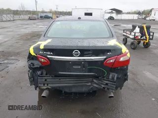 2018 Nissan Altima SR with VIN 1N4AL3AP9JC139011, listed as a IAAI auction lot 42018392 with 163,674 mi miles and . Bid and sale history available at carsss.com. Image 17.