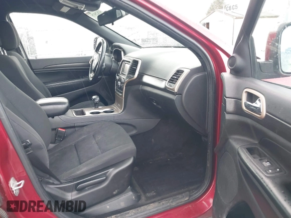 2014 Jeep Grand Cherokee Laredo with VIN 1C4RJFAG7EC213469, listed as a IAAI auction lot 41825075 with 163,417 mi miles. Bid and sale history available at carsss.com. Image 5.