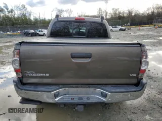 2015 Toyota Tacoma with VIN 3TMLU4EN4FM195426, listed as a Copart auction lot 86599744 with 136,461 mi miles and Salvage Title. Bid and sale history available at carsss.com. Image 6.