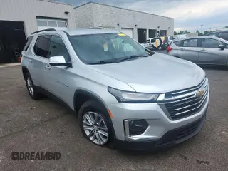 2022 Chevrolet Traverse LT Cloth z VIN 1GNERGKW6NJ114485, wystawiony jako IAAI lot #42418596 z przebiegiem 86 033 mil mil oraz . Historia ofert i sprzedaży dostępna na DreamBid. Obrazek 1.