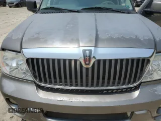2004 Lincoln Navigator Luxury with VIN 5LMFU28R74LJ09128, listed as a Copart auction lot 59023625 with 181,658 mi miles and Salvage title. Bid and sale history available at DreamBid. Image 12.