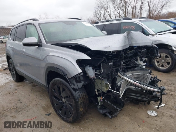 2024 Volkswagen Atlas SE with VIN 1V2HR2CA4RC593252, listed as a IAAI auction lot 41828371 with 7,317 mi miles and . Bid and sale history available at DreamBid. Image 1.