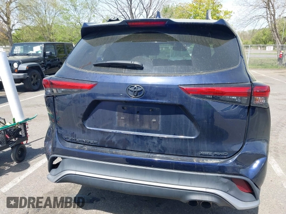 2021 Toyota Highlander XSE z VIN 5TDLZRBH6MS076951, wystawiony jako IAAI lot #42119033 z przebiegiem 52 538 mil mil oraz . Historia ofert i sprzedaży dostępna na DreamBid. Obrazek 16.
