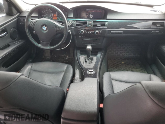 2011 BMW 3 Series 328i xDrive with VIN WBAUU3C54BA541898, listed as a Copart auction lot 44102915 with 320,395 mi miles and Clean Title. Bid and sale history available at DreamBid. Image 8.