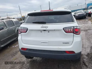 2023 Jeep Compass Latitude with VIN 3C4NJDBN6PT556992, listed as a IAAI auction lot 41226965 with 22,300 mi miles and . Bid and sale history available at DreamBid. Image 16.