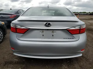 2013 Lexus ES 300h z VIN JTHBW1GG3D2003788, wystawiony jako Copart lot #57890185 z przebiegiem 201 594 mil mil oraz Tytuł czysty. Historia ofert i sprzedaży dostępna na DreamBid. Obrazek 6.