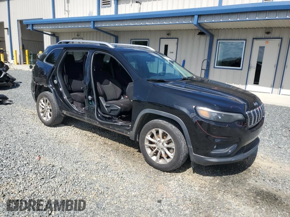 2019 Jeep Cherokee Latitude with VIN 1C4PJLCB4KD187328, listed as a Copart auction lot 61162315 with 80,088 mi miles and Salvage title. Bid and sale history available at DreamBid. Image 4.