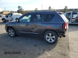 2015 Jeep Compass Latitude with VIN 1C4NJCEBXFD274712, listed as a Copart auction lot 41638375 with 142,684 mi miles and Salvage Title. Bid and sale history available at carsss.com. Image 2.