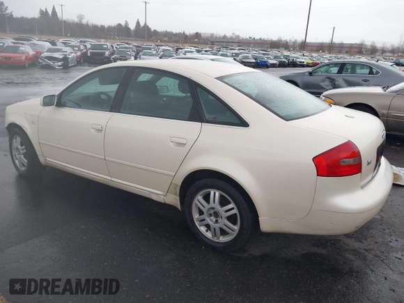 2000 Audi A6 z VIN WAUED24B6YN045067, wystawiony jako IAAI lot #41104622 z przebiegiem 182 126 mil mil oraz . Historia ofert i sprzedaży dostępna na DreamBid. Obrazek 3.