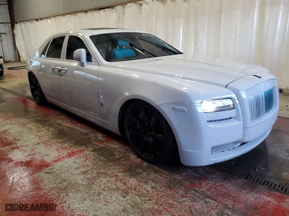2011 Rolls-Royce Ghost with VIN SCA664S53BUX49600, listed as a Copart auction lot 85953614 with 45,937 mi miles and Non Repairable. Bid and sale history available at carsss.com. Image 4.