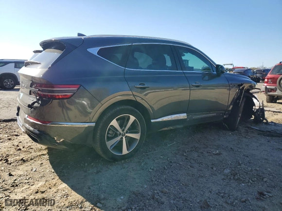 2022 Genesis GV80 with VIN KMUHCESC7NU078514, listed as a Copart auction lot 82699244 with 40,281 mi miles and Salvage Title. Bid and sale history available at carsss.com. Image 3.